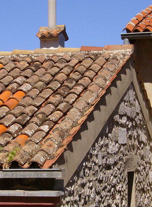 Toit abîmé sur Pessac