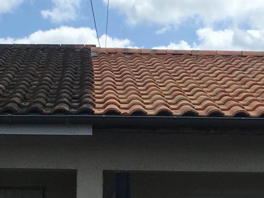 Nettoyage de toiture réalisé par Entreprise Clivaz